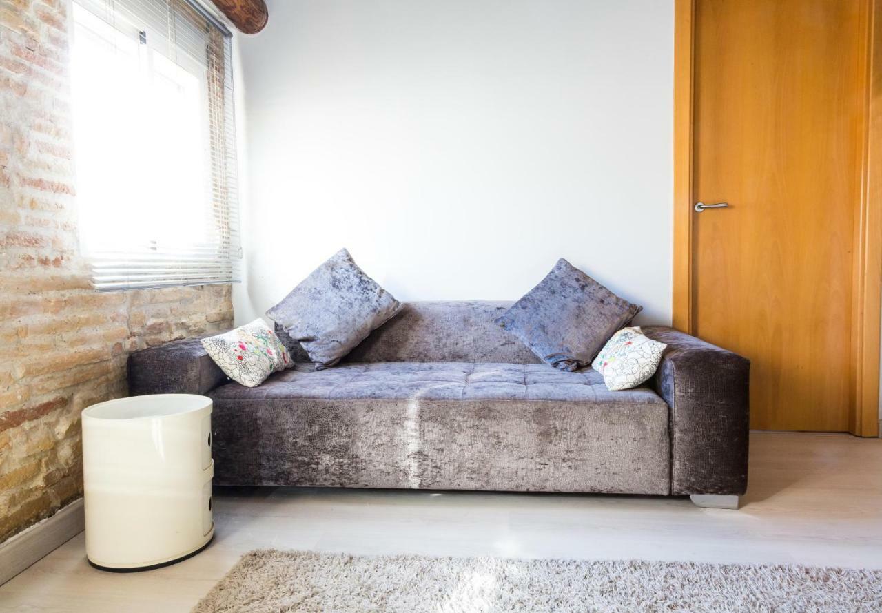 Fantastica Buhardilla Pz. Pilar Apartment Zaragoza Exterior foto